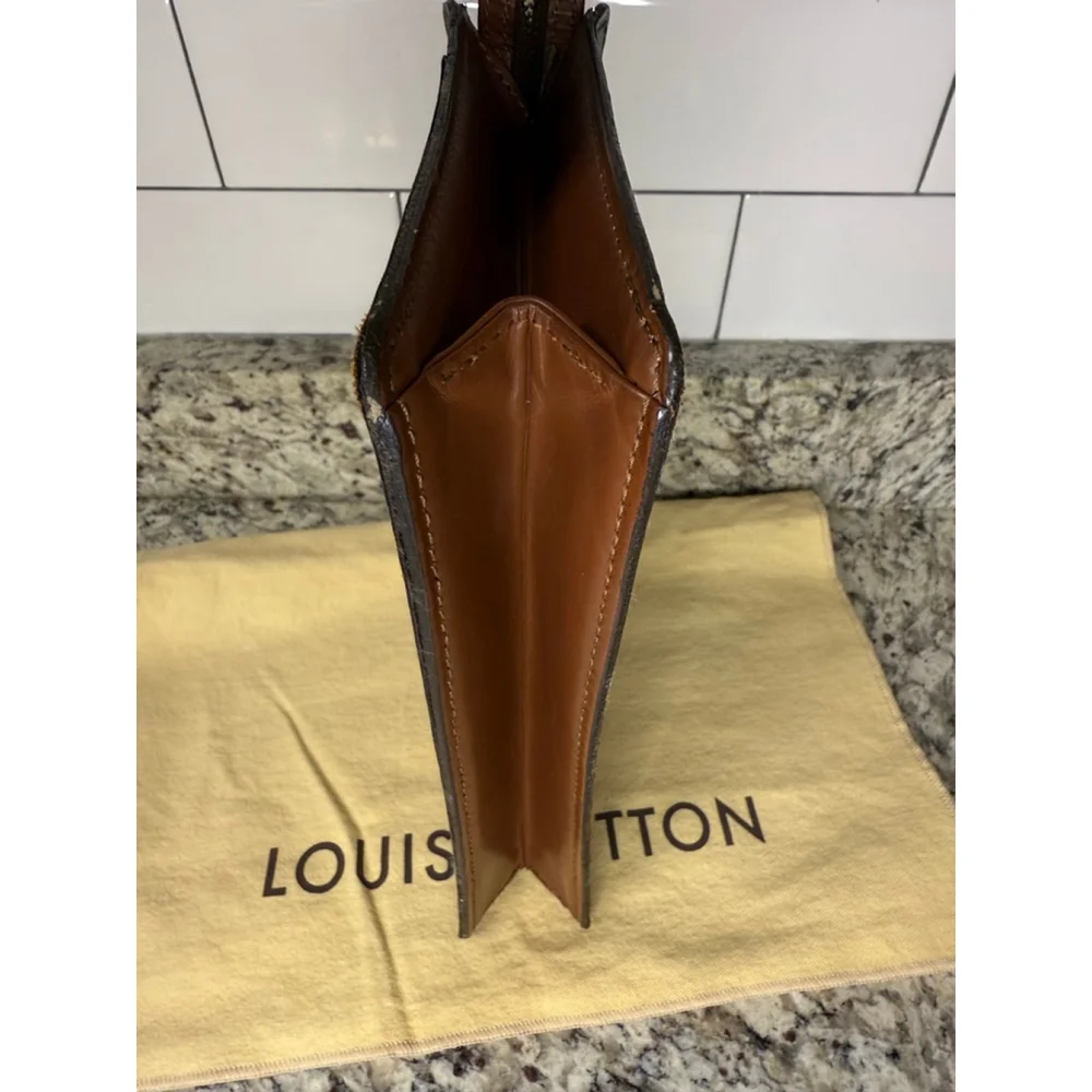 Women's Louis Vuitton Monogram Brown Tan Clutch - Picture 10 of 13